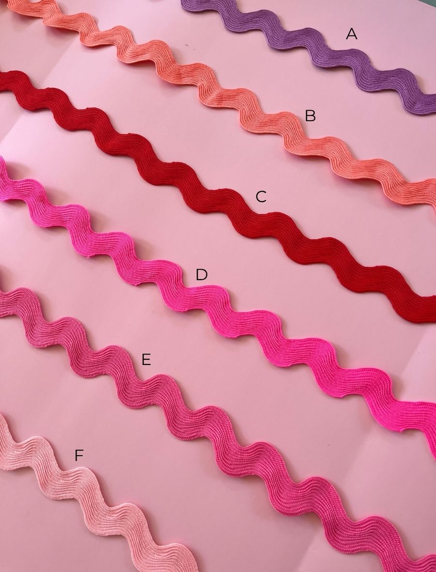 Wavy Cushion- Mix & Match (Henry & Kodi Font)