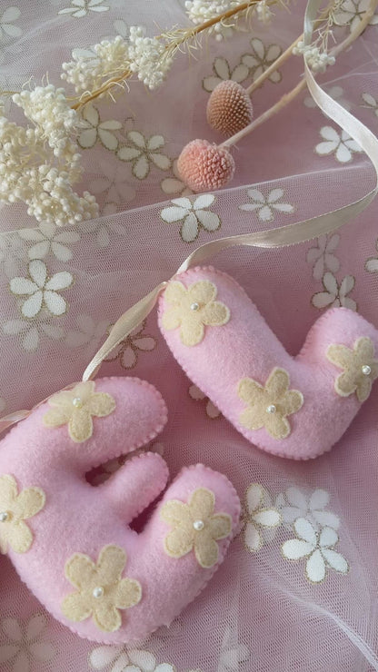 Felt Daisy Garland
